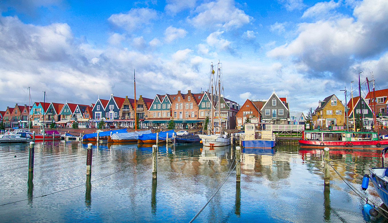 Volendam 7 Best Sights amp Our Travel Tips  HollandDreams